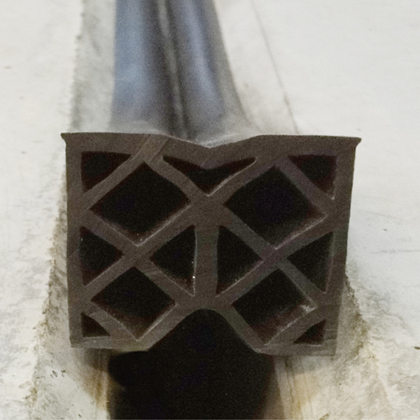 Artikelbild 2 des Artikels Einschlagkastenprofil Fuge 15 - 25mm Artikelbild 2 des Artikels Einschlagkastenprofil Fuge 15 - 25mm